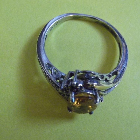 Beautiful 10k and 925 Oval Citrine Ring - Picture 3 of 11